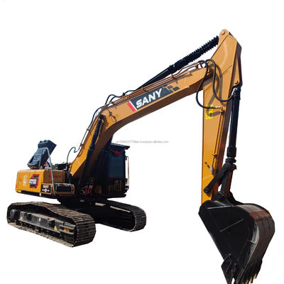 Excavadora Sany SY215C de 2016 con cilindro hidráulico original en excelente estado