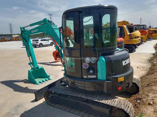 Excavadora Kobelco SK55SR usada con bomba hidráulica original y horas de trabajo bajas