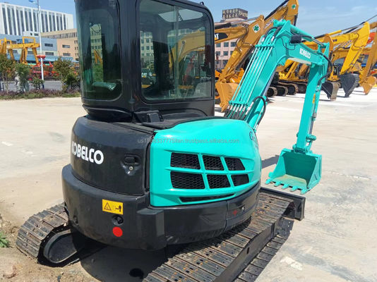 Excavadora Kobelco SK55SR usada con bomba hidráulica original y horas de trabajo bajas