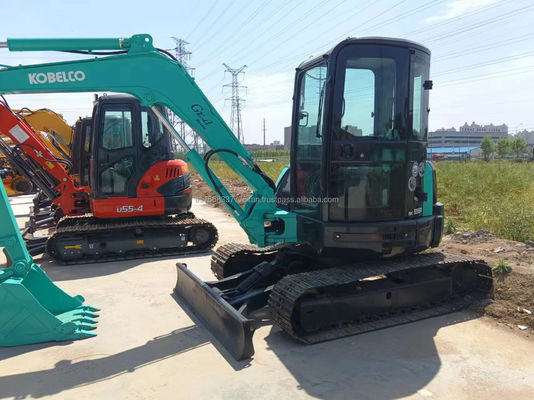 Excavadora Kobelco SK55SR usada con bomba hidráulica original y horas de trabajo bajas
