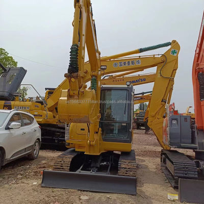 Comatsu PC56-7 Excavadora de segunda mano con 0-2000 horas de trabajo y válvula hidráulica original
