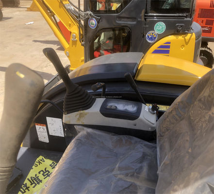 Excavadora Komatsu PC40 de 2016 en buen estado y utilizada para sus proyectos de construcción