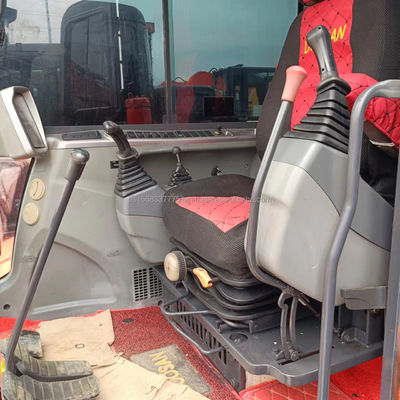 Excavadora DOOSAN DX60 usada en el año 2016 Capacidad de cubo 0.21M3 Excelente eficiencia