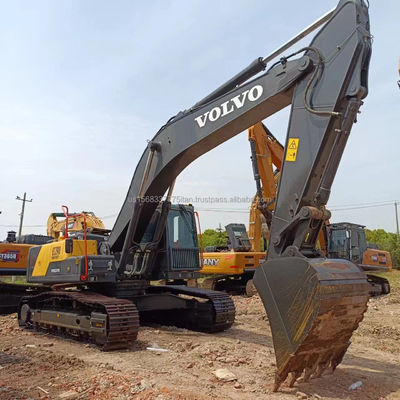 Excavadora VOLVO en buen estado con bomba hidráulica original y capacidad de cubo de 1.2M3