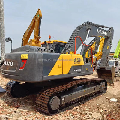 Excavadora VOLVO EC290 en excelente estado año 2016 con horas de trabajo bajas