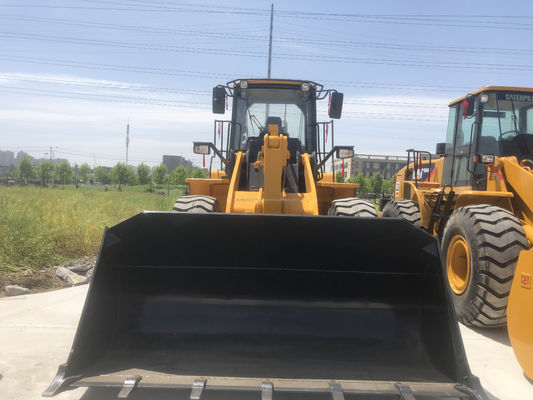 Tiendas de materiales de construcción LiuGong LG 856H Cargador usado con un excelente rendimiento