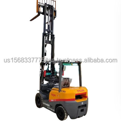 Camioneta elevadora TCM 3 toneladas Camión elevadora de segunda mano en Japón con 45 kW y 0-2000 horas de trabajo