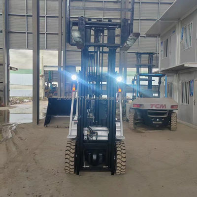 Japón TCM YGB 3 toneladas carretilla elevadora de segunda mano con 45kw de potencia y 0-2000 horas de trabajo