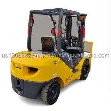 Camión elevador diésel Komatsu 30 de 3 toneladas usado con 0-2000 horas de trabajo y fácil mantenimiento