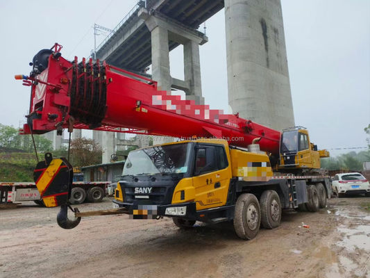 SANY grúa de 260 toneladas excelente rendimiento y bajas horas de trabajo para la construcción