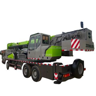 Excelente rendimiento Usado Zoomlion grúa de 30 toneladas y listo para 0-2000 horas de trabajo