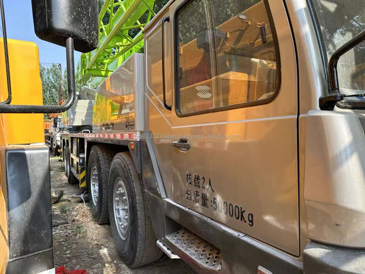 Máquina de construcción utilizada ZOOMLION grúa de 80 toneladas con altura de elevación máxima de 4,5 m
