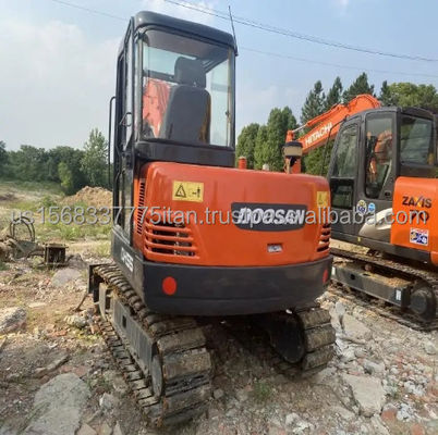 Máquina de construcción hidráulica de segunda mano DOOSAN DH55 Excavadora con buen rendimiento