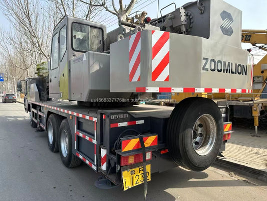 Excelente rendimiento Usado Zoomlion grúa de 25 toneladas con cilindro hidráulico