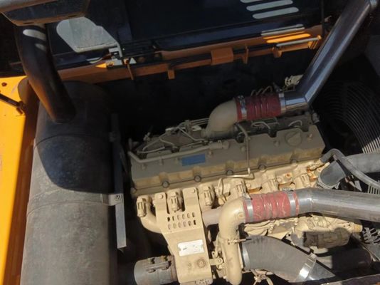 Excavadora usada con cilindro hidráulico original y peso de la máquina de 30500 KG a un precio asequible