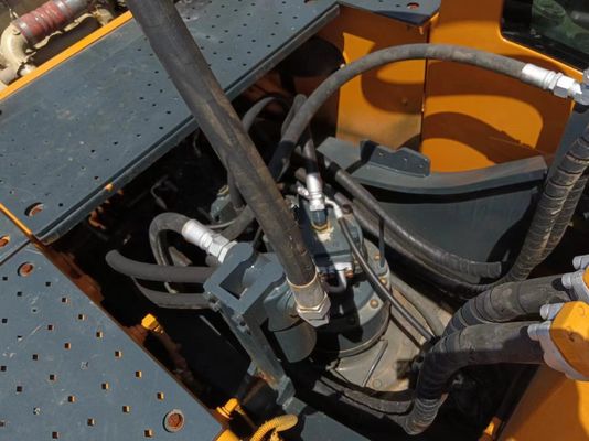 Válvula hidráulica original Usado Excavadora Hyundai 220LC-9S para sus necesidades de construcción
