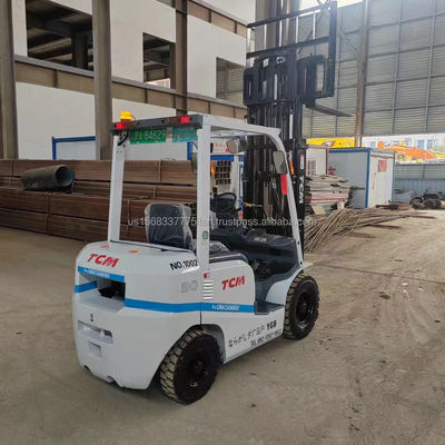TCM 30 Camioneta de montacargas Máquina usada para tiendas de materiales de construcción Gran rendimiento