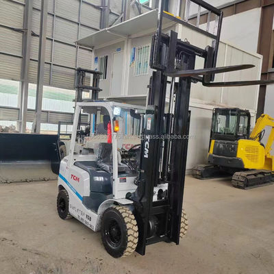 3000 kg Peso TCM 30 carretilla elevadora utilizada para tiendas de materiales de construcción Excelente rendimiento