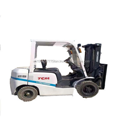 TCM 25 carretilla elevadora con gran rendimiento Min. altura de elevación 4.5 año 2012 máquina usada
