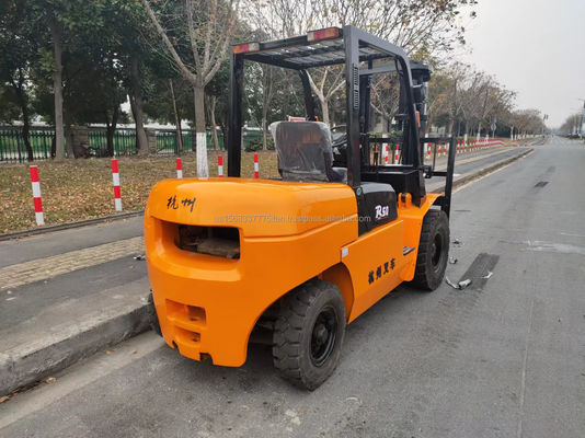 TCM usado Hangzhou R50 empujador de hormigón de alto rendimiento para sus operaciones de manipulación de materiales