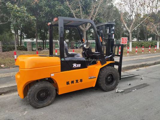 TCM usado Hangzhou R50 empujador de hormigón de alto rendimiento para sus operaciones de manipulación de materiales