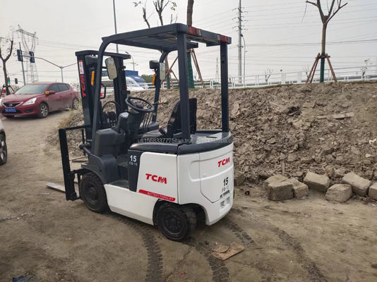 Camión elevador TCM 3.5t diesel en buenas condiciones con tiendas de materiales de construcción y asequible