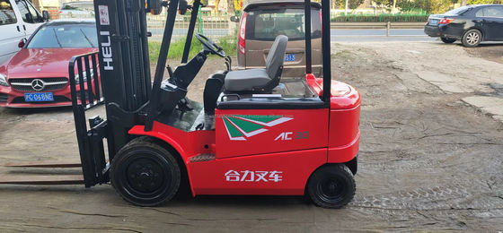 Venta al por menor Pequeña carretilla diésel Usada Heli AC30 Fuente de energía Motor diésel