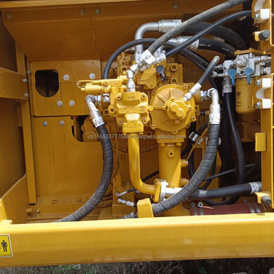 Excavadora Caterpillar 349 con 225 kW y bomba hidráulica original en buen estado