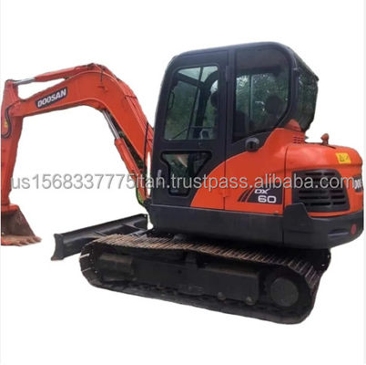 Excavadoras Doosan 6TON Dx60 Excavadora original de vías de construcción Menos horas de trabajo