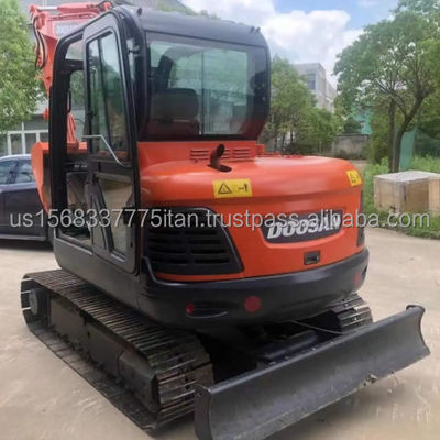 Excavadoras Doosan 6TON Dx60 Excavadora original de vías de construcción Menos horas de trabajo