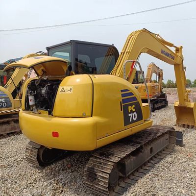 Excavadora Komatsu PC70 usada con cilindro hidráulico original y capacidad de cubo de 0,2 M3