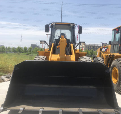 2016 año en buen estado cargador usado LiuGong LG 856H para tiendas de materiales de construcción