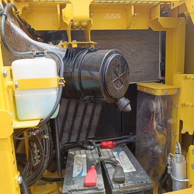 Excavadora Komatsu PC130 original de buena condición, con bomba hidráulica, excavadora japonesa.