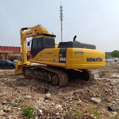 La excavadora Komatsu PC350 es de 35 toneladas con un cubo de 0.3M3 y un peso de máquina de 35000 KG