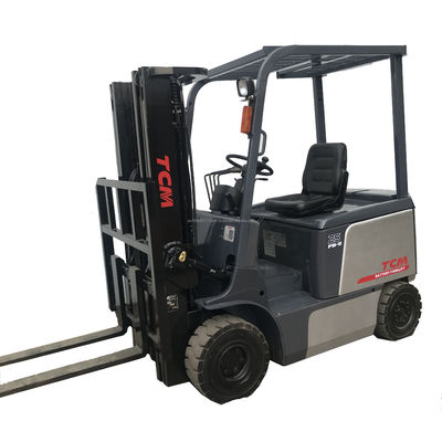 TCM 25 carretilla elevadora 4.5m 2.5ton Gran rendimiento máquina usada para los requisitos del cliente