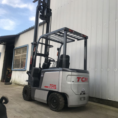 TCM 25 carretilla elevadora 4.5m 2.5ton Gran rendimiento máquina usada para los requisitos del cliente