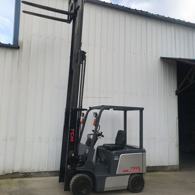TCM 25 carretilla elevadora 4.5m 2.5ton Gran rendimiento máquina usada para los requisitos del cliente