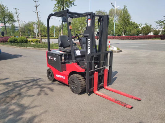 NICHIYU elevadora de hormigón de alto rendimiento elevadora de hormigón original usada para tiendas de materiales de construcción