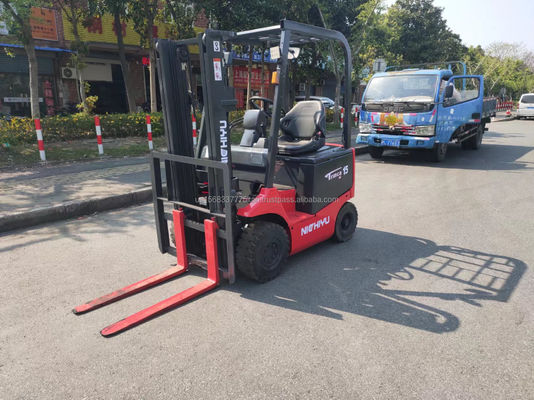 NICHIYU elevadora de hormigón de alto rendimiento elevadora de hormigón original usada para tiendas de materiales de construcción