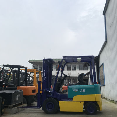 Elevadora eléctrica de 2500 kg de peso y excelente rendimiento original Komatsu 25