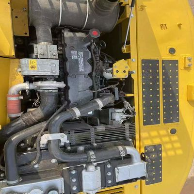 Excavador PC220 de Komatsu usado con capacidad de cubo de 1.2M3 y 119 kw de potencia a un precio asequible