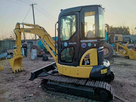 0.2M3 Capacidad de cubo Excavadora Komatsu PC35 Mini utilizada desde 2016 para la construcción
