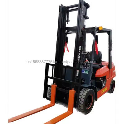 Tiendas de materiales de construcción usados 2012 TOYOTA 7F30 Diésel carretilla elevadora con y razonable