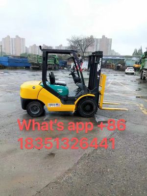 En buen estado 3000 kg peso montacargas eléctricos Komatsu 3 toneladas de motor AC